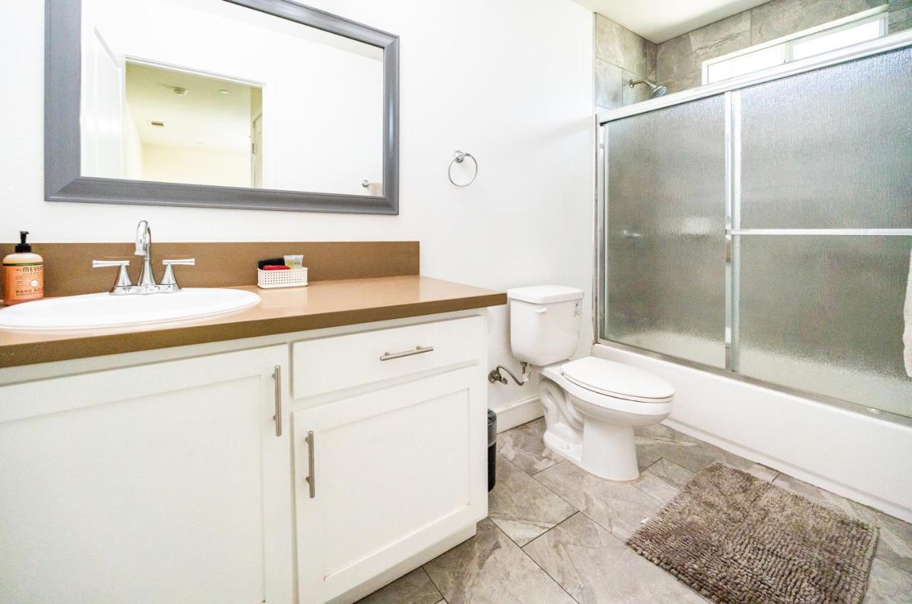Spacious 5 Bedroom 3 Bath Modern Home By Downtown La With Parking Los Angeles Buitenkant foto